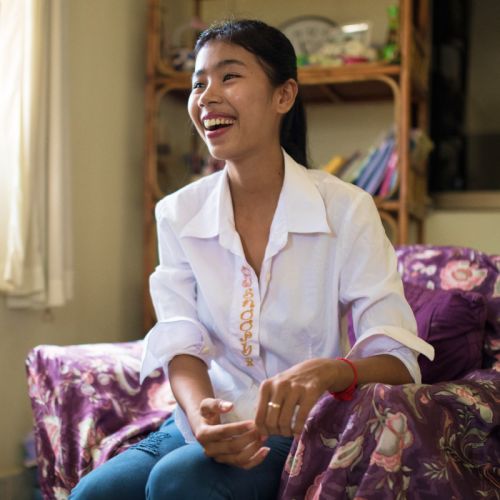 PHAERONG’S KIVA LOAN HELPED HER BREAK FROM CULTURAL NORMS TO PURSUE HER EDUCATION.