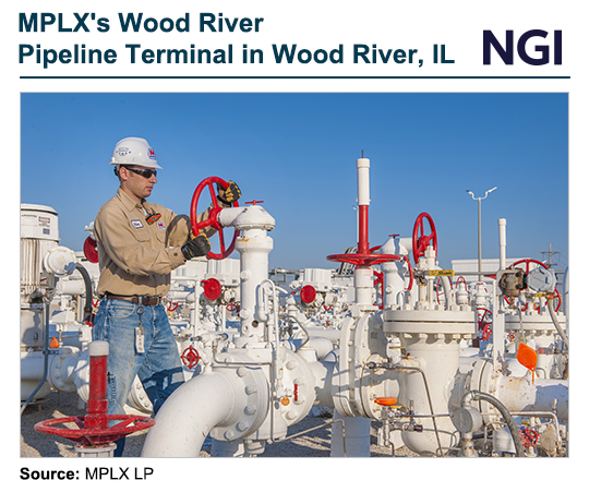 mplx-wood-river-pipeline-terminal-in-wood-river-il